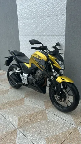 Vendo twister 300f