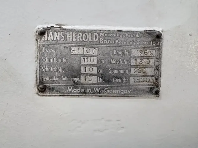 GUILHOTINA HANS HEROLD ALEMÃ
