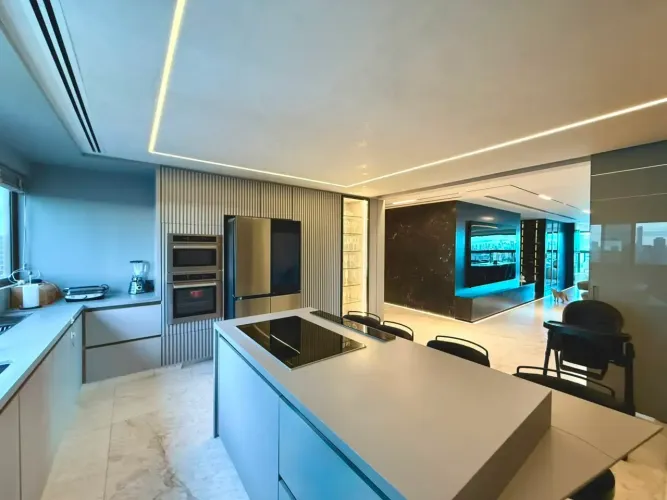 APARTAMENTO PARA VENDA ALTO PADRÃO DE LUXO 268 METROS TODO REFORMADO E MOBILIADO COM LAZER