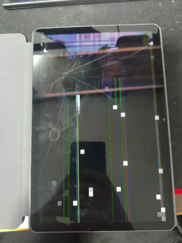 Tablet Lenovo Tab 10.1" Wi-Fi, 64GB de armazenamento e 4GB de RAM - [Tela Danificada]