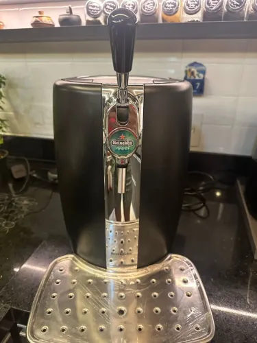 Chopeira Heineken nova 