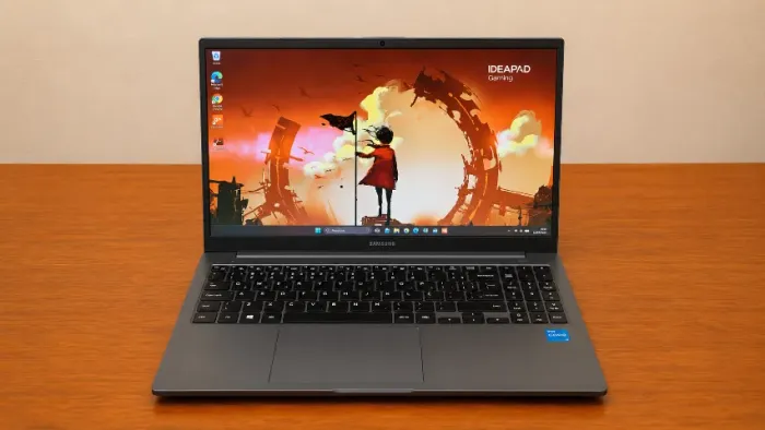 Samsung Core i5 11°geração 8gb SSD 256gb 3 meses garantia