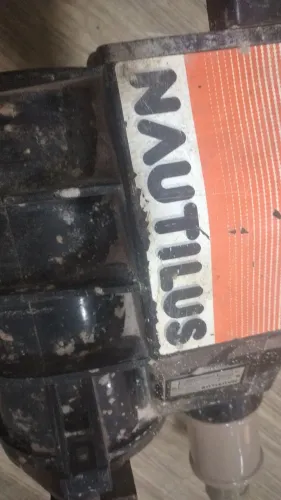 Vende se bomba de piscina