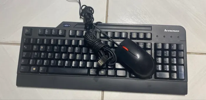 Teclado e mouse Lenovo