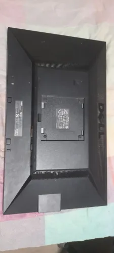 Monitor com defeito
