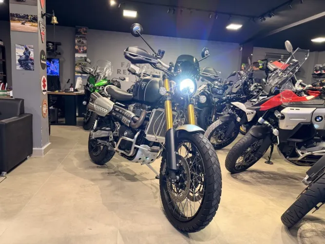 Triumph Scrambler 1200 xe 2023