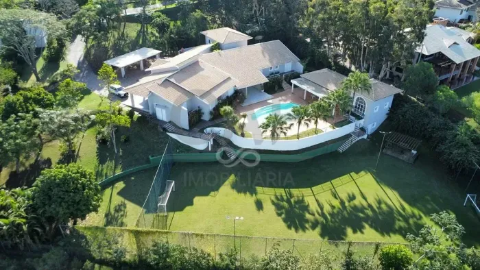 Casa com 7 dormitórios, 890 m² - venda por R$ 4.500.000 - Condomínio Fazenda Duas Marias -