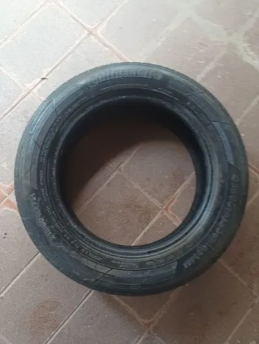 Pneu 17 215/60