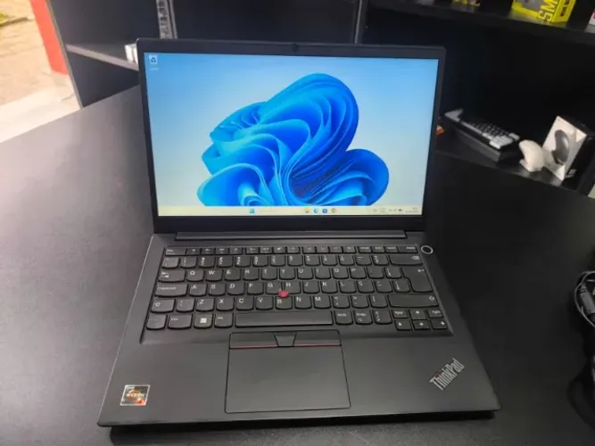 Notebook Lenovo Thinkpad E14 GEN 2 - Rayzen 5 PRO 4500U - SSD 256gb- R$2.100,00