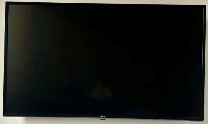 Smart TV LG 43" Full HD Wi-Fi Integrado - Modelo 43LK5750 (Leia o anúncio)