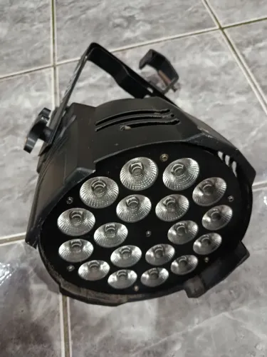 ILUMINAÇÃO PROFISSIONAL 