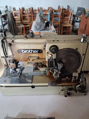 Maquina caseadeira Brother Valor
