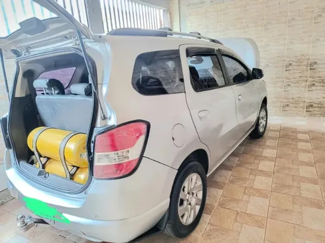 Chevrolet Spin LTZ 1.8 8V Econo.flex 5P Mec. 2016