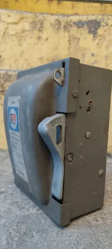Chave blindada porta fusíveis