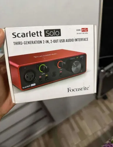 FOCUSRITE SCARLETT SOLO - 3ª GERAÇÃO