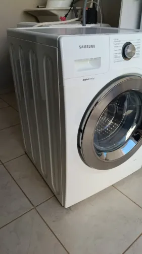 Lava e Seca Samsung EcoBubble 10,1 kg / 6