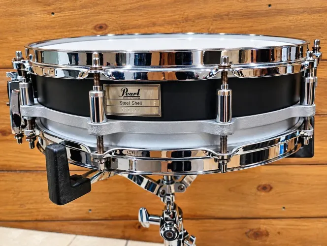 Caixa Pearl Free Floating Black Lacquered Steel Shell 14x3,5" Piccolo