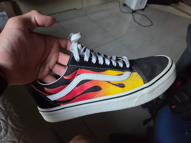 Vans flame