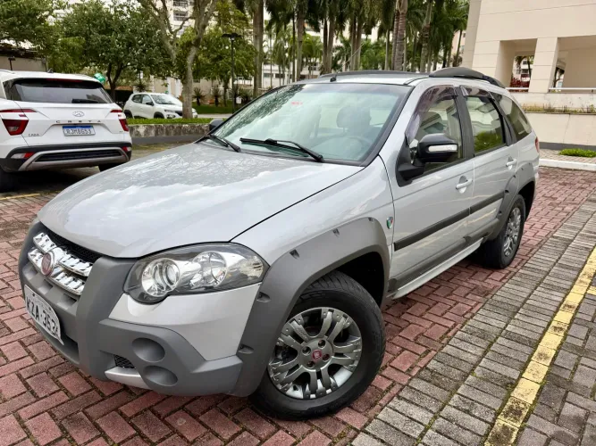 Fiat Palio Week. Adv. Italia 1.8 Flex 16V 2012