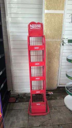 Vendo expositor para biscoitos por R$120 cada. Retirada em Realengo