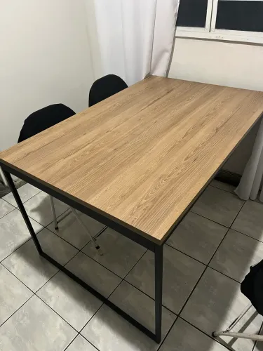 Mesa estilo industrial
