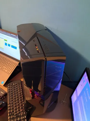 PC / COMPUTADOR PARA ESTUDOS, TRABALHO E JOGOS