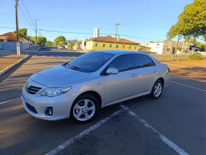 Toyota Corolla XEI 2.0 Flex 16V Aut. 2012
