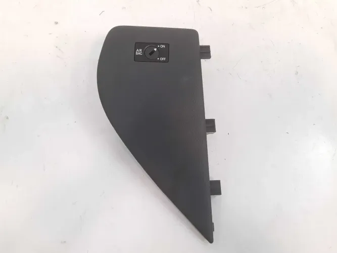 Moldura Painel Lateral Direito Vw Amarok 2011 Á 2016 Xx