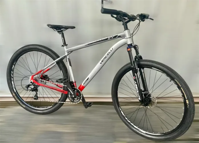 Bicicleta aro 29 Gt vercelli nova