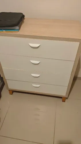 Vendo Comoda 100% madeira MDF maciço