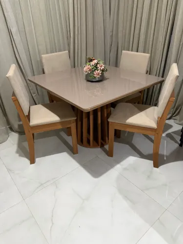 Conjunto de mesa de jantar com tampo de vidro