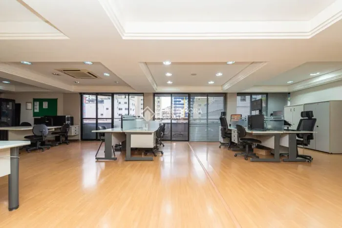 Sala no Centro de Curitiba - Monte Líbano