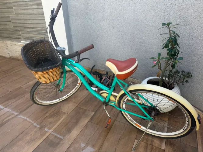 Bicicleta retrô aro 26 + suporte para carro