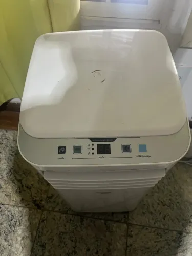 Ar-condicionado portátil Springer Midea 12.000 BTUs