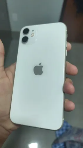 IPhone 11 128gb em ótimo estado
