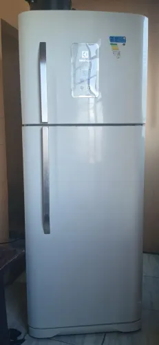 Vende-se geladeira