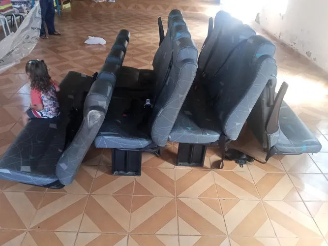 Bancada pra van escolar, 19 lugares