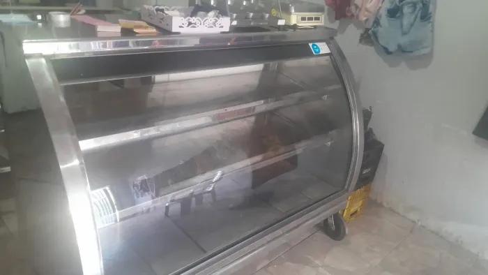 Balcão refrigerado de açougue