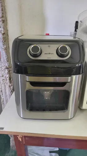 AIR FRYER 12L - BRITANIA - SEMINOVO