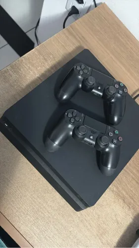 PS4 Slim 500 GB + HD de 1TB