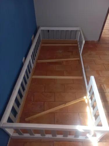 Cama Montessoria infantil