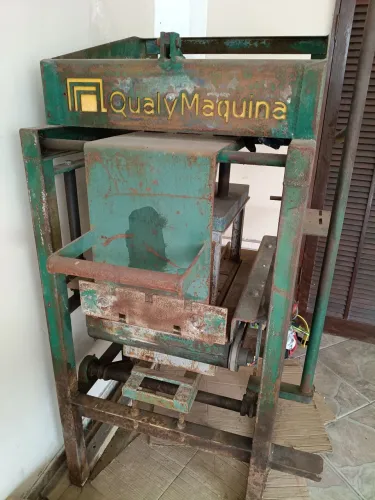 Maquina elétrica de fazer bloco(lajota)