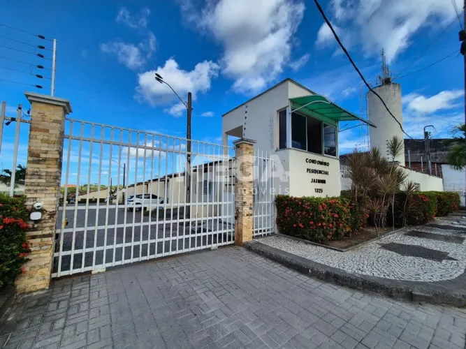 Casa com 2 quartos no bairro Centro em Pacatuba, CE