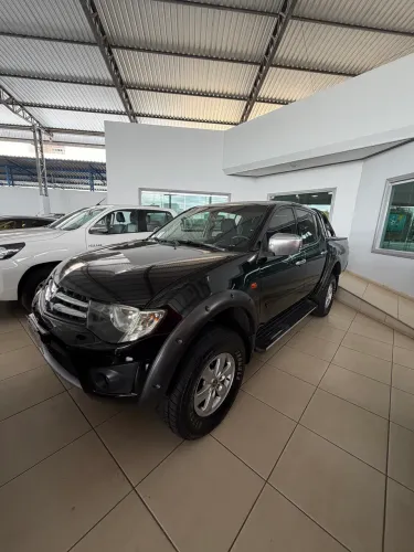 Mitsubishi L200 Triton GLS 3.2 CD TB Int.diesel MEC 2016