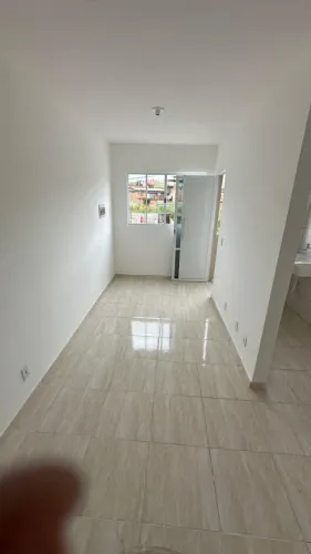 excelente casa para se morar , em nova Iguaçu um quarto e entrada independente .
