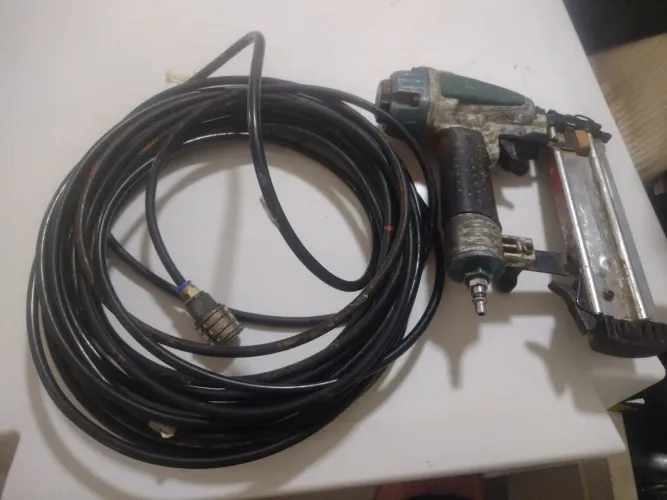Vendo mangueira pneumática de 20 m empinador Makita