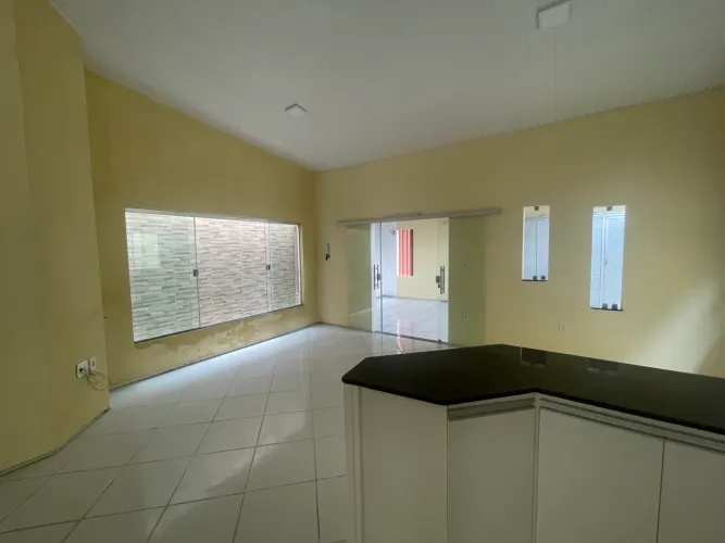 ALUGO CASA CONDOMÍNIO FECHADO