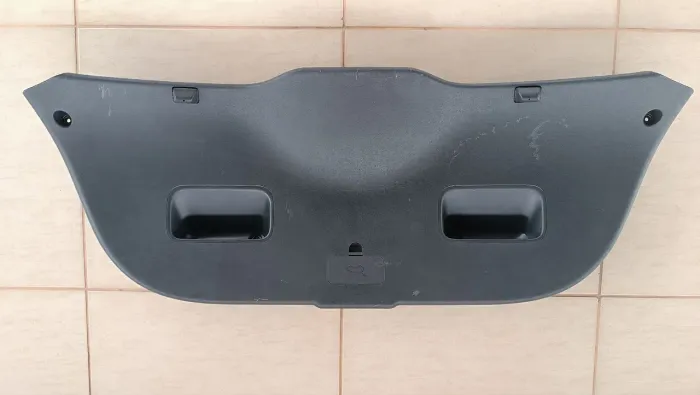 Moldura interna tampa porta mala Hyundai i30