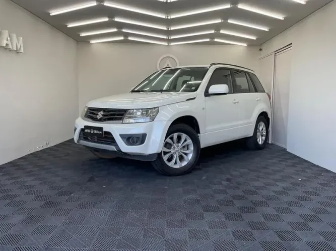 Suzuki Grand Vitara 2.0 16V 4x2/4x4 5P Mec. 2013