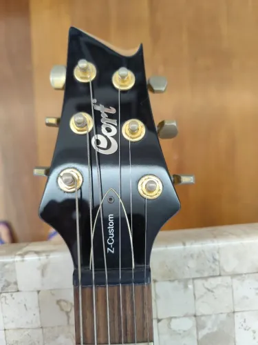 Cort Z-Custom